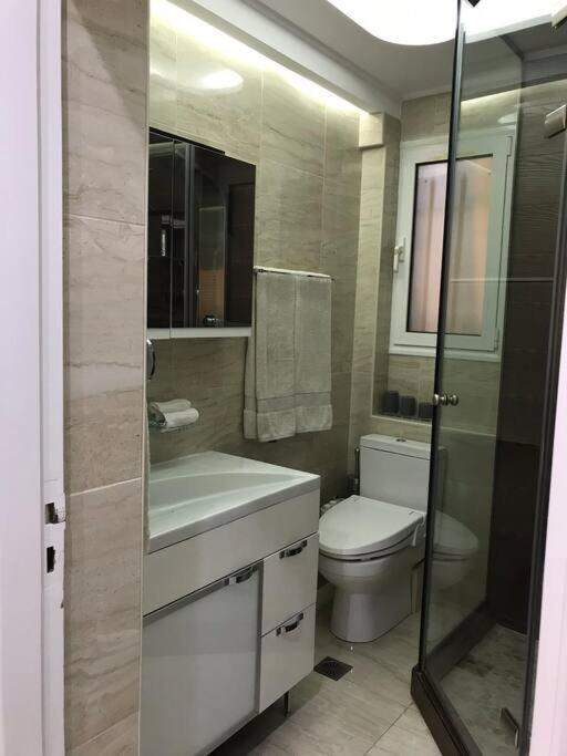 Finer Things Flisvos Beach Condo In Palaio Faliro Athen Exterior foto