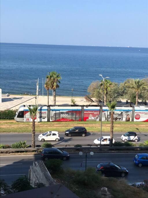 Finer Things Flisvos Beach Condo In Palaio Faliro Athen Exterior foto
