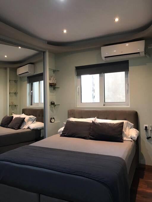 Finer Things Flisvos Beach Condo In Palaio Faliro Athen Exterior foto