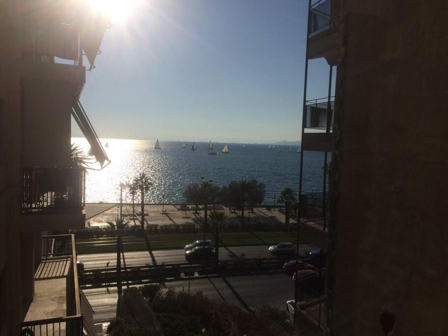 Finer Things Flisvos Beach Condo In Palaio Faliro Athen Exterior foto